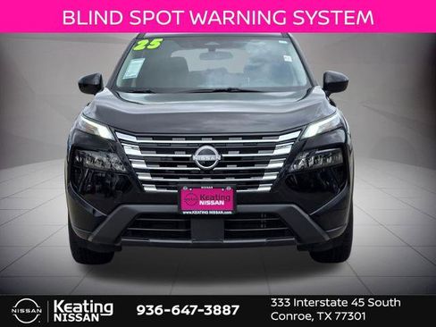 Certified 2025 Nissan Rogue SV FWD image 9