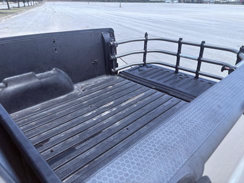 Used 2004 Ford Explorer Sport Trac 2WD image 19