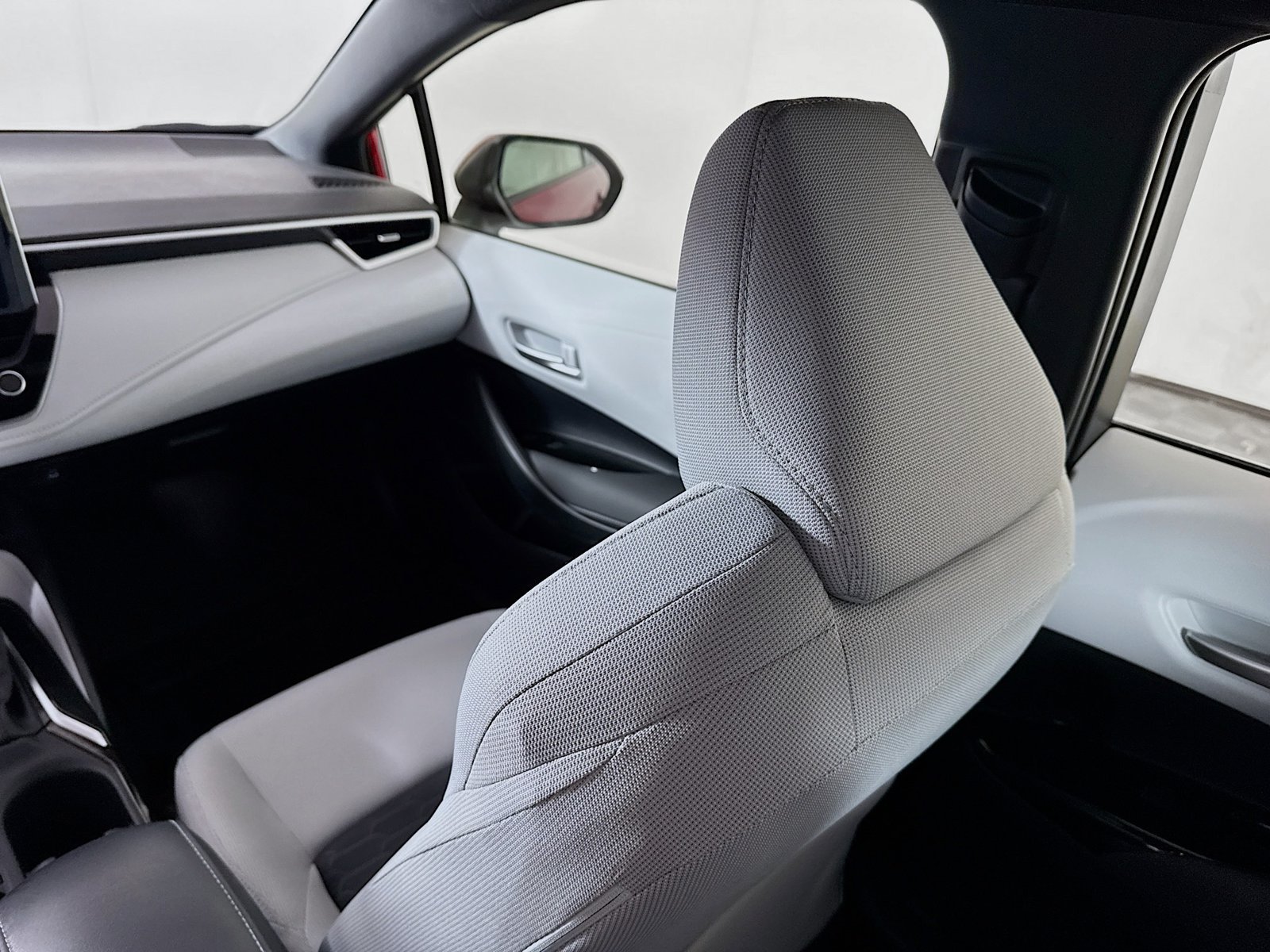 Certified 2024 Toyota Corolla SE FWD image 11