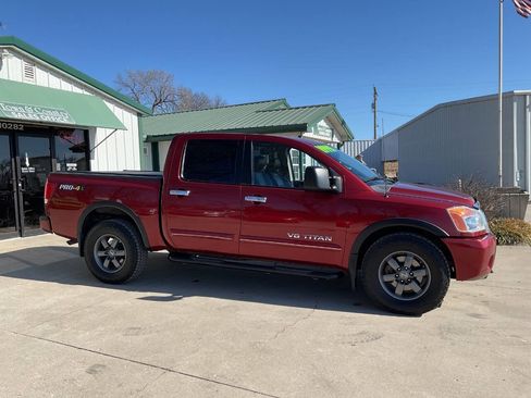 Used 2015 Nissan Titan PRO-4X w/ Pro-4x Luxury Package image 2