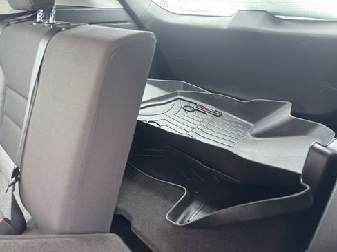 Used 2021 Chevrolet TrailBlazer LS image 32