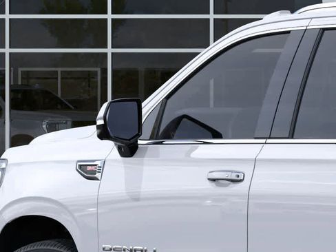 New 2026 GMC Yukon XL Denali w/ Sun & Power Step Package image 12