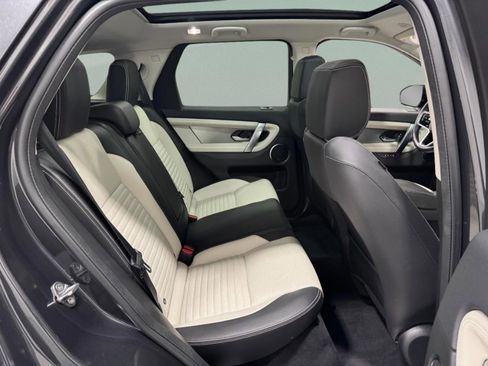 Used 2023 Land Rover Discovery Sport SE R-Dynamic image 10