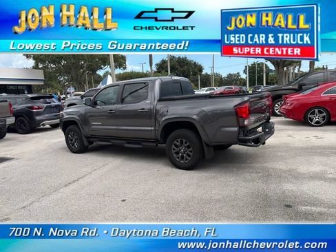 Used 2023 Toyota Tacoma SR5 AWD/4WD image 6