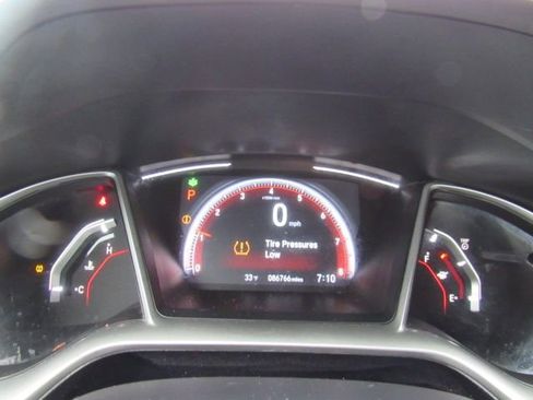 Used 2021 Honda Civic Sport image 12