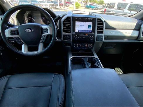 Used 2019 Ford F250 Lariat w/ Lariat Ultimate Package AWD/4WD image 16