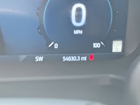 Used 2024 Ford F250 Platinum image 13