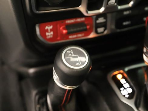 Used 2020 Jeep Gladiator Rubicon image 27