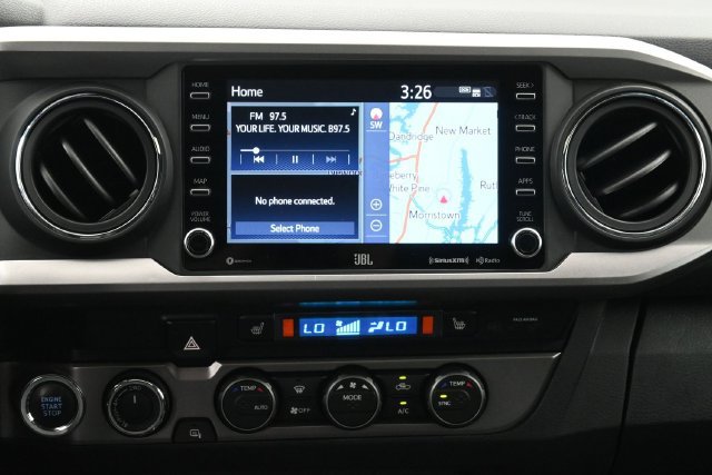 Used 2022 Toyota Tacoma Limited AWD/4WD image 21