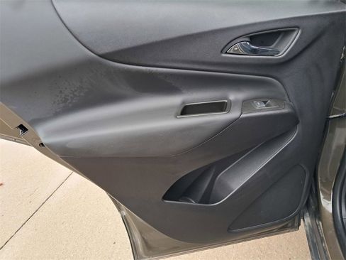 Used 2024 Chevrolet Equinox LT image 11