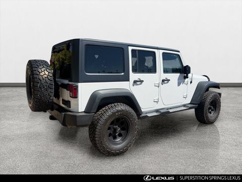 Used 2015 Jeep Wrangler Unlimited Sport w/ Quick Order Package 24S AWD/4WD image 3