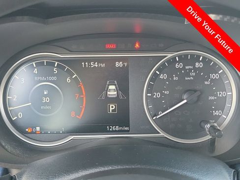 Used 2025 Nissan Versa SV w/ Trunk Package FWD image 7