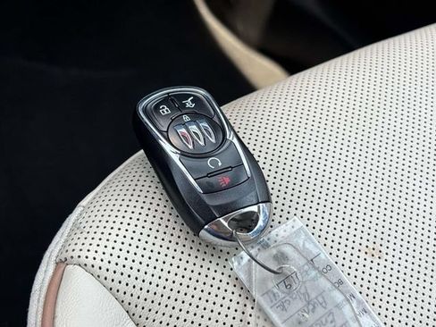 Used 2024 Buick Encore GX Avenir w/ Avenir Convenience Package AWD/4WD image 25