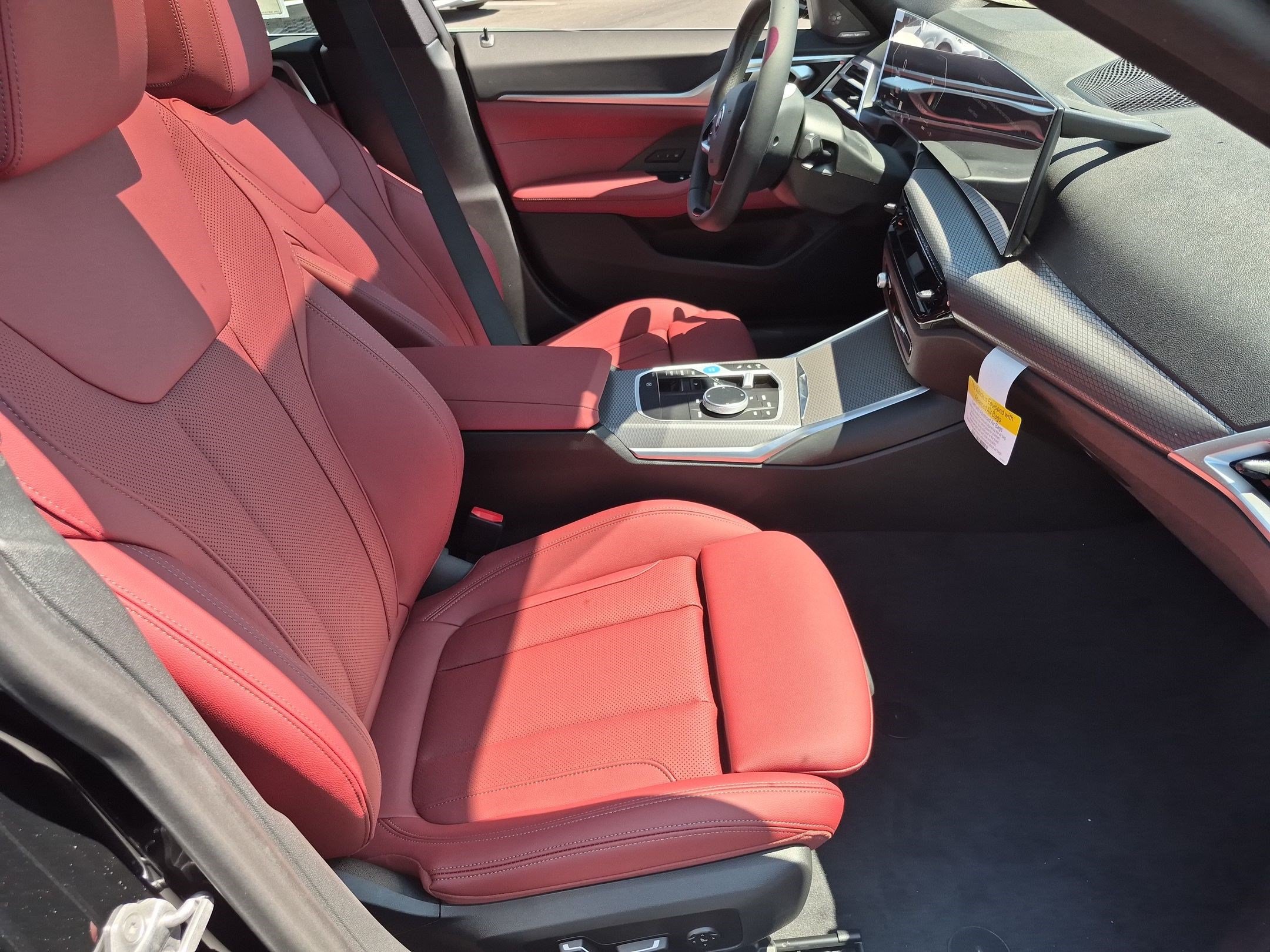 New 2026 BMW i4 eDrive40 w/ Parking Assistance Package RWD image 34