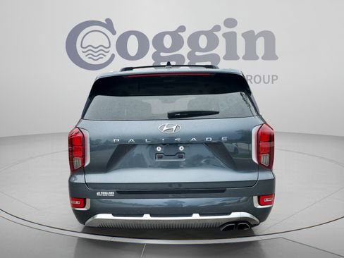 Certified 2022 Hyundai Palisade Calligraphy FWD image 4