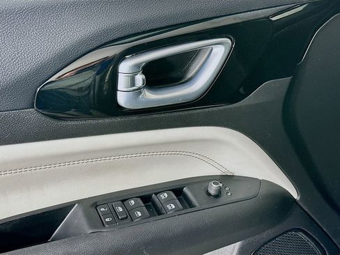 Certified 2023 Jeep Compass Limited image 23