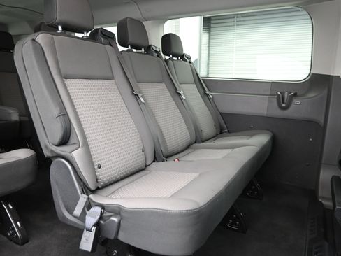 Used 2023 Ford Transit 350 XLT image 11