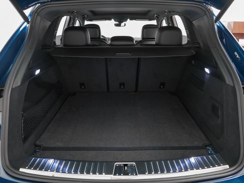 Used 2024 Porsche Cayenne image 18