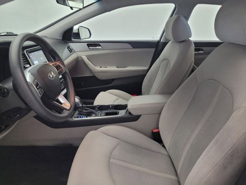 Used 2019 Hyundai Sonata SE FWD image 17