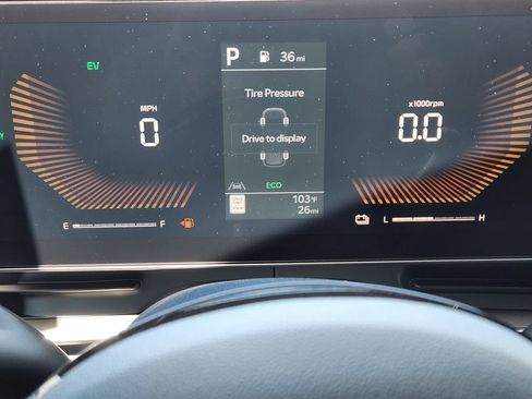 New 2026 Kia Carnival EX FWD image 15