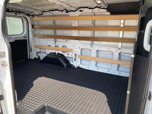 Used 2025 Ford Transit 250 Low Roof w/ Exterior Upgrade Package RWD image 26