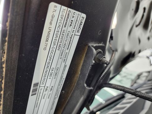 Used 2020 Ford F350 4x4 Crew Cab DRW Super Duty image 25