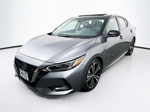 Used 2023 Nissan Sentra SR w/ SR Premium Package FWD image 3