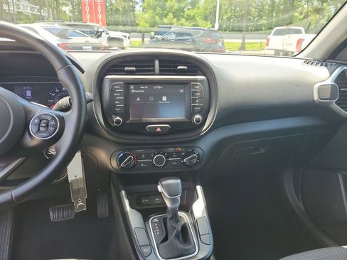 Used 2020 Kia Soul X-Line FWD image 24