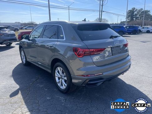Used 2022 Audi Q3 2.0T Premium Plus image 3