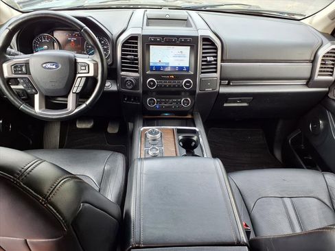 Used 2020 Ford Expedition Platinum image 12