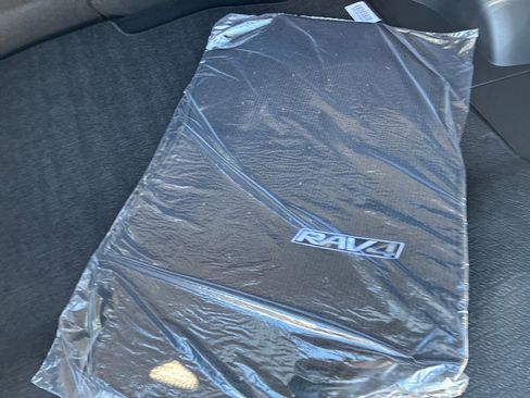 New 2025 Toyota RAV4 XLE image 37