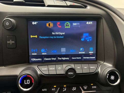 Used 2016 Chevrolet Corvette Stingray Convertible RWD image 17