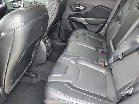 Used 2022 Jeep Cherokee Latitude Lux AWD/4WD image 12