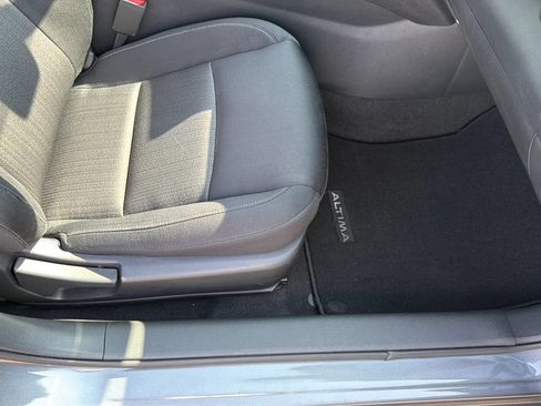 Used 2021 Nissan Altima 2.5 S FWD image 21