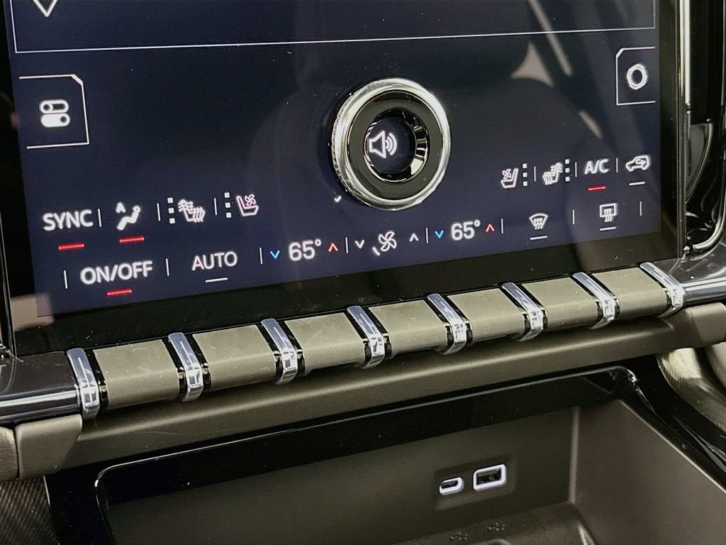 New 2026 GMC Yukon XL AT4 w/ AT4 Premium Package AWD/4WD image 16