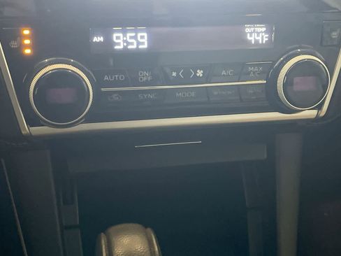 Used 2018 Subaru Outback 3.6R Limited image 19