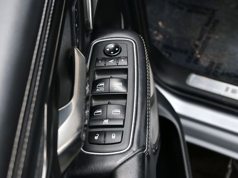 Used 2021 RAM 1500 Limited w/ Night Edition image 11