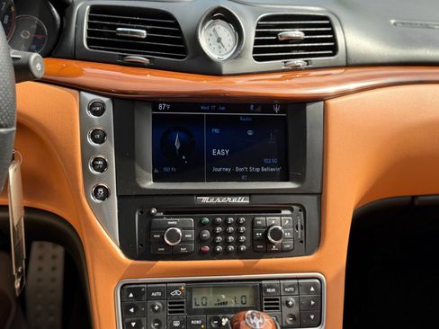 Used 2013 Maserati GranTurismo Sport RWD image 28