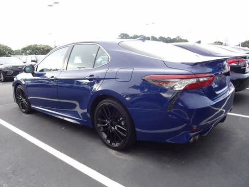 Used 2024 Toyota Camry XSE FWD image 8