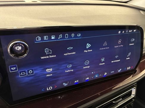 Certified 2025 Chevrolet Traverse Z71 AWD/4WD image 29