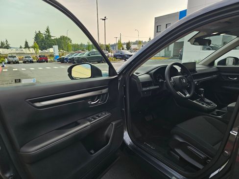 Certified 2025 Honda CR-V LX image 23