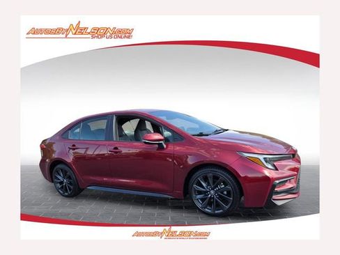 Used 2023 Toyota Corolla SE FWD image 1