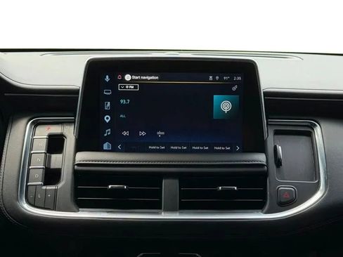 Used 2024 Chevrolet Tahoe Z71 w/ Luxury Package AWD/4WD image 22