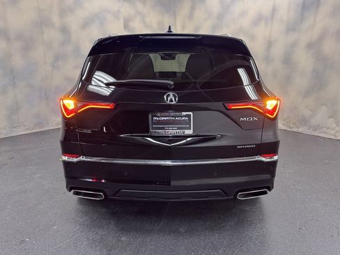 Used 2023 Acura MDX SH-AWD w/ Advance Package image 6