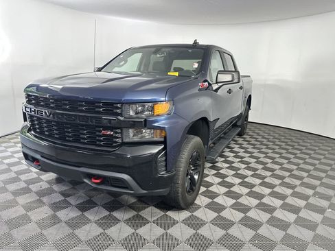 Used 2020 Chevrolet Silverado 1500 Custom Trail Boss w/ Custom Convenience Package AWD/4WD image 4