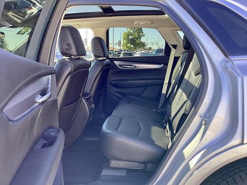 Used 2019 Cadillac XT5 Premium Luxury image 16