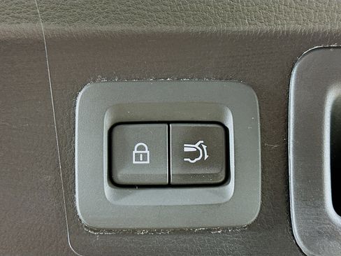 Used 2024 MAZDA CX-50 AWD 2.5 S w/ Premium Package image 30