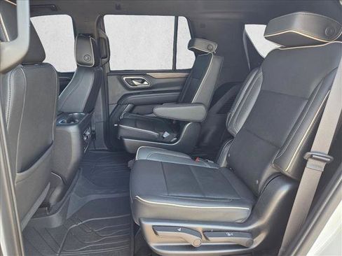 Used 2022 Chevrolet Tahoe Premier AWD/4WD image 26