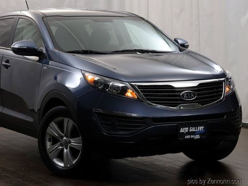 Used 2012 Kia Sportage LX AWD/4WD image 2
