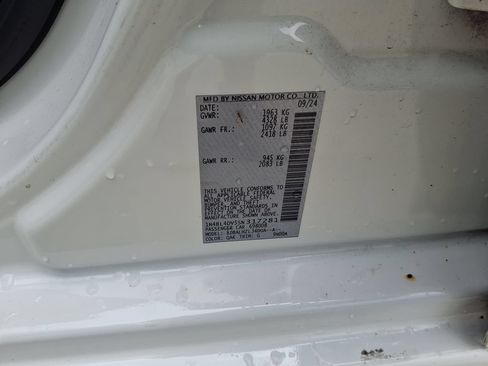 Used 2025 Nissan Altima 2.5 SV FWD image 32